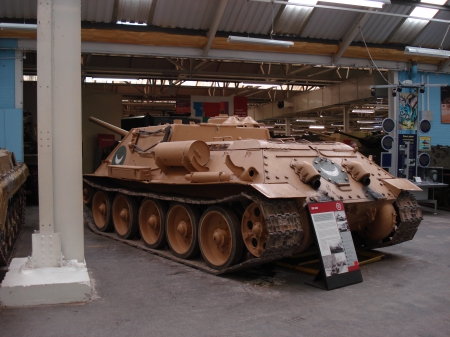 SU100 tank destroyer - su 100, bovington, ww2, tank destroyer