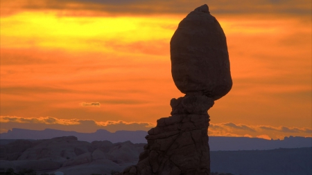 equilibrio - balance, sunset, desert, rocks