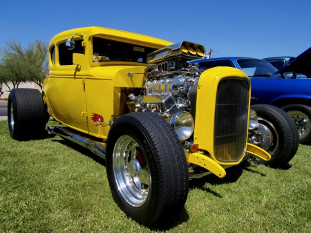 Yellow Horse Power - yellow rod, horse power, custom rod, hot rod