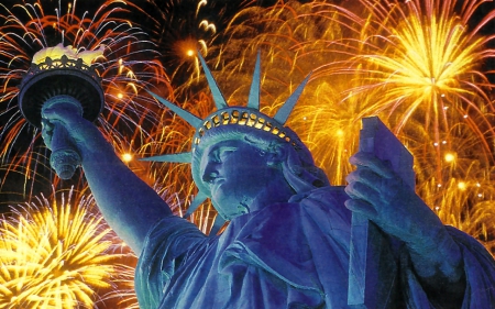 Lady Liberty 2 - 4th of July, occasion, photography, celebration, photo, Independence Day, fireworks, wide screen