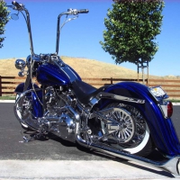 Lowriding Harley