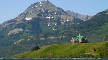 lodge in waterton lakes np in alberta canada - mountain, forest, lodge, meadow, grass