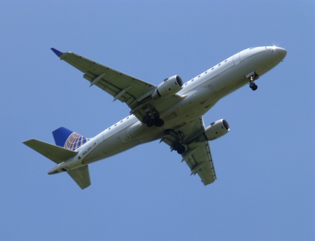 Embraer ERJ-170 (170-100) - Embraer ERJ 170, aircraft, plane, jet