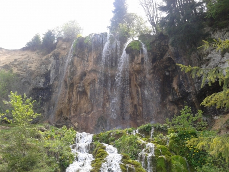 Cascada Pisoaia 1 - natura, apa, verde, racoare