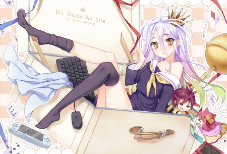 No Game No Life - yellow eyes, anime, game console, no game no life, shiro, thighhighs, crown, blush