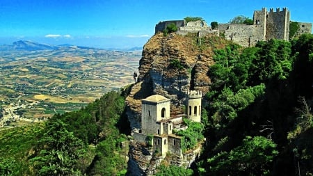 Erice Castle_Italy - hills, Rock, town, medieval, countryside, view, old, landscapes, houses, sky, castle, trees, architecture, Italia, village, river, ancient, Italy, panorama, building