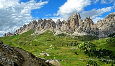 Val Pusteria_Italy - beauty, sky, valley, trees, italy, panorama, mountains, path, view, clouds, architecture, green, grass, landscapes, alpine hut, houses, italia, nature, forest, snow, scenery, alps