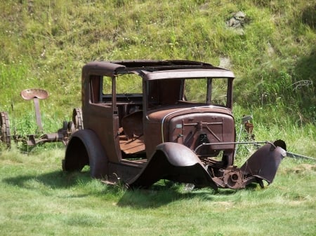 Abandoned - auto, ford, car, abandoned