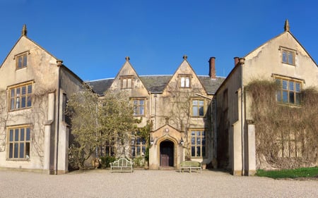 Combe House Hotel - combe, elizabethan, architecure, hotel, house, devon, country