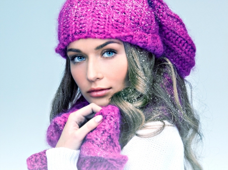 Chilly - Knit hat, Woman, Snow, Scarf