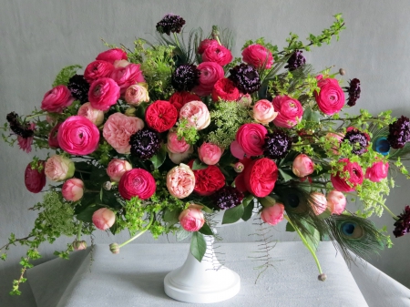 * Bouquet of ranunkulyus  - asian buttercup *