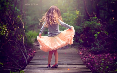 LITTLE EXPLORER - walking, dress, girl, little, sweet