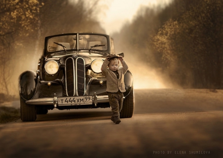 Little Big Man - child, retro car, little big man, photo vintage