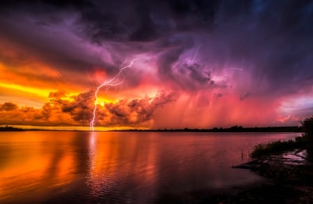 Psychadelic lightning - nature, splendor, sunset, lightning, psychadelic lightning