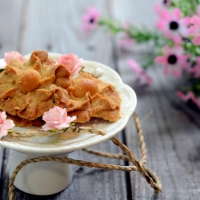 Cookie and Flowers