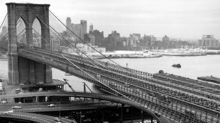 vintage brooklyn bridge in grayscale - river, highway, vintage, city, grayscale, bridge