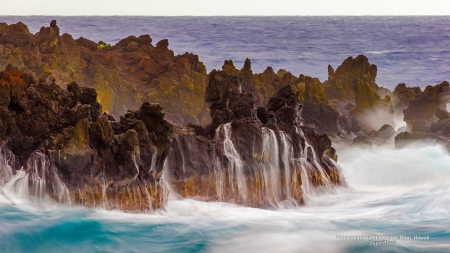 Waves on the Rocks - hawaii, ocean, pacific, waves