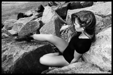 Summertime Memories - woman, summertime, eyes, think, black and white, face, beautiful, portrait, memories, sea, feel