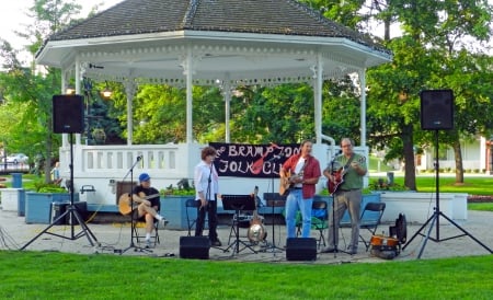 Tuesday night concert in Gage Park-Brampton Ontario Canada - ontario, brampton, canada, gage park, nikon