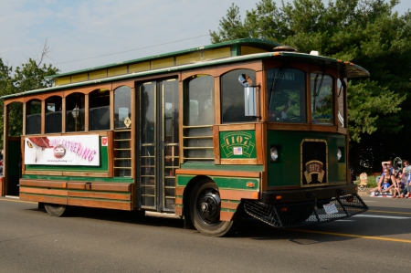 Vintage Bus - bus, vintage bus, old bus, classic bus