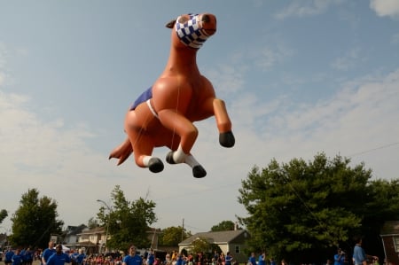 Horsing Around - Horsing Around, giant balloon, parade, horse balloon, parade balloons, horse