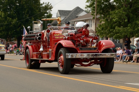 Vintage Fire Engine - retro fire engine, classic fire truck, Vintage Fire Engine, fire truck