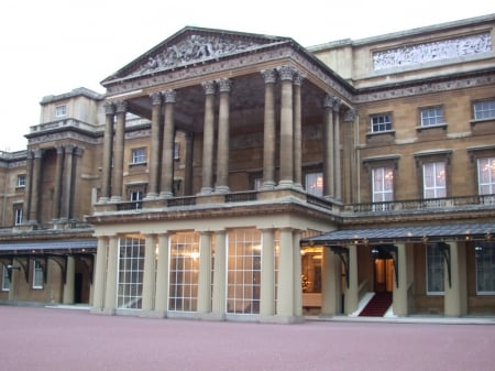 Buckingham Palace - London, Buckingham Palace, architecture, monuments