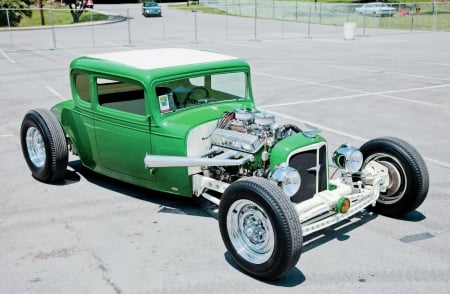 1932-Chevrolet-Coupe - classic, green, pipes, gm