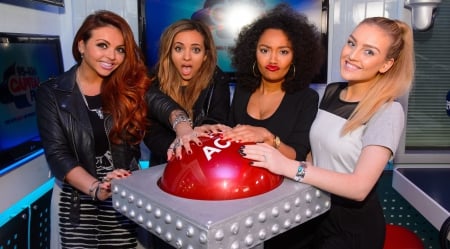 Jesy, Jade, Leigh, Perrie - leigh, jade, little mix, perrie, jesy