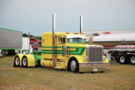 Legend Transport Big Rig - truck, big rig, semi, pete