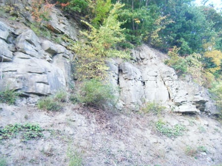 Falling Rocks in PA - rocks, mountain, falling rocks in pa