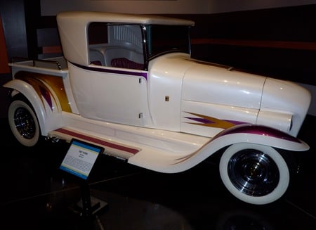 1927 Ford HotRod - white, ford, hotrod