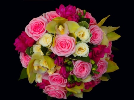 A beautiful rose bouquet - bouquet, flowers, rose, beautiful