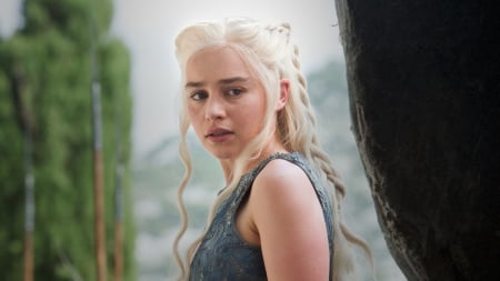 Game of Thrones - Daenerys Targaryen - a song of ice and fire, khaleesi, stormborn, targaryen, hbo, fantasy, daenerys targaryen, westeros, tv, medieval, house, game of thrones, skyphoenixx1, george r r martin, got, tv series, tv show, show, entertainment, essos