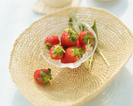 Strawberries - strawberries, food, fruits, bowl