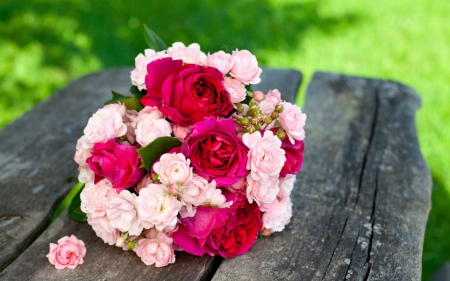 Beautiful Bouquet - bouquet, flowers, roses, petals