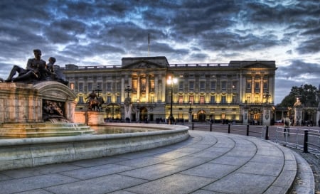 Buckingham Palace, London - sky, england, clouds, place, hdr