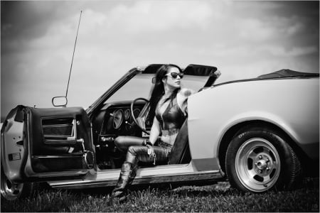 Queen of the road - beautiful, portrait, eye, think, feel, feeling, car, woman, black and white