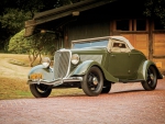 1934-Ford-Deluxe-Roadster