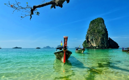 paradise boats - hills, summer, coast, shore, SkyPhoenixX1, holiday, paradise, tropic, sky, sun, trees, water, vacation, sea, sunshine, ocean, boats, tropical, waves, mountains