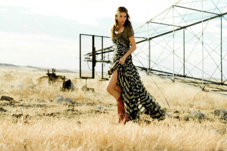 Cowgirl Sandra Bullock - cowgirl, boots, dress, field, producer, actress, Sandra Bullock