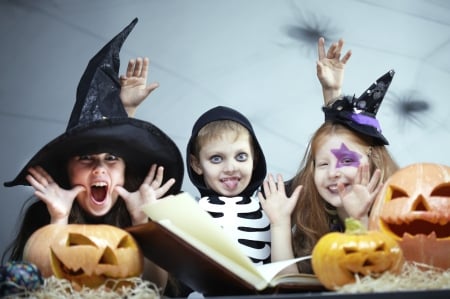 Happy Halloween! - hat, dovleac, book, children, palarie, pumpkin, vrajitoare, witch, black, smile, white, copii, halloween, skeleton