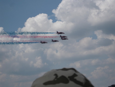 red arrows - red arrows, britain, air craft, hawx, display, blue, amazing, air, craft, flying, raf, white, and, red, hawk, arrows