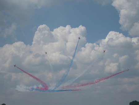 red arrows - red arrows, britain, air craft, hawx, display, blue, amazing, air, craft, flying, raf, white, and, red, hawk, arrows