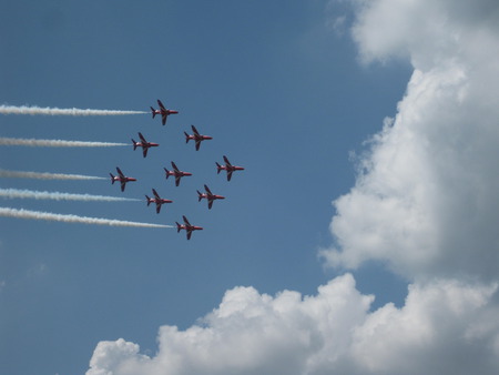 red arrows diamond - red arrows, britain, air craft, hawx, display, blue, amazing, air, craft, flying, raf, white, and, red, hawk, arrows