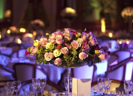 Bouquet on a table - flowers, restauant, table, rose, bouquet