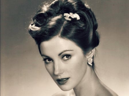 Jane Seymour - face, white, jane seymour, black, actress, girl, woman