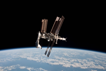 Space Shuttle and Space Station Photographed Together - space, fun, shuttle, earth, stars, cool