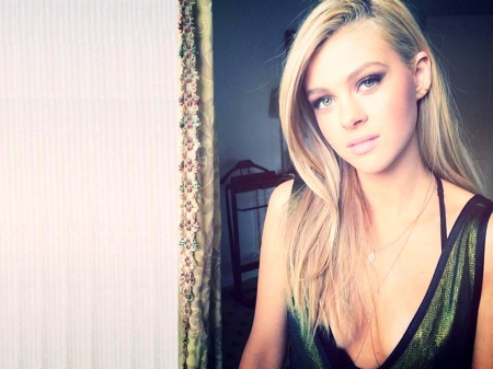 Nicola Peltz - peltz, actress, nicola, beautiful, nicola peltz, wallpaper, model, blonde