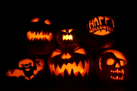 Halloween Jack-o-Lanterns - halloween, pumpkins, bat, jack-o-lanterns